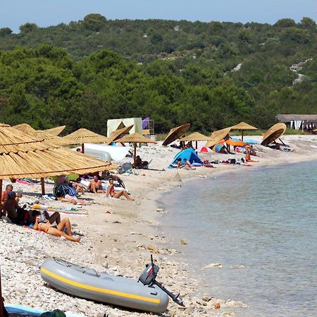 Apartments With A Parking Space Sali, Dugi Otok - 8084 Екстер'єр фото