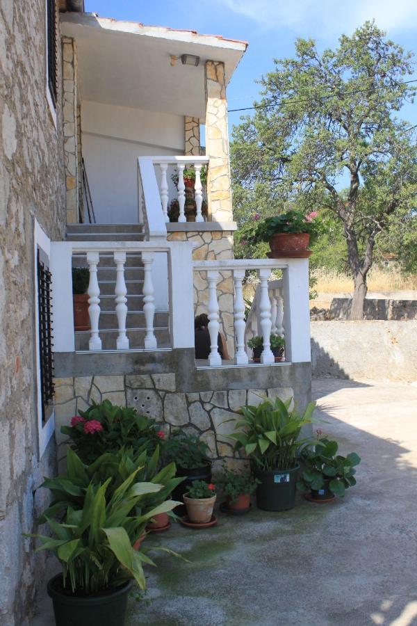Apartments With A Parking Space Sali, Dugi Otok - 8084 Екстер'єр фото