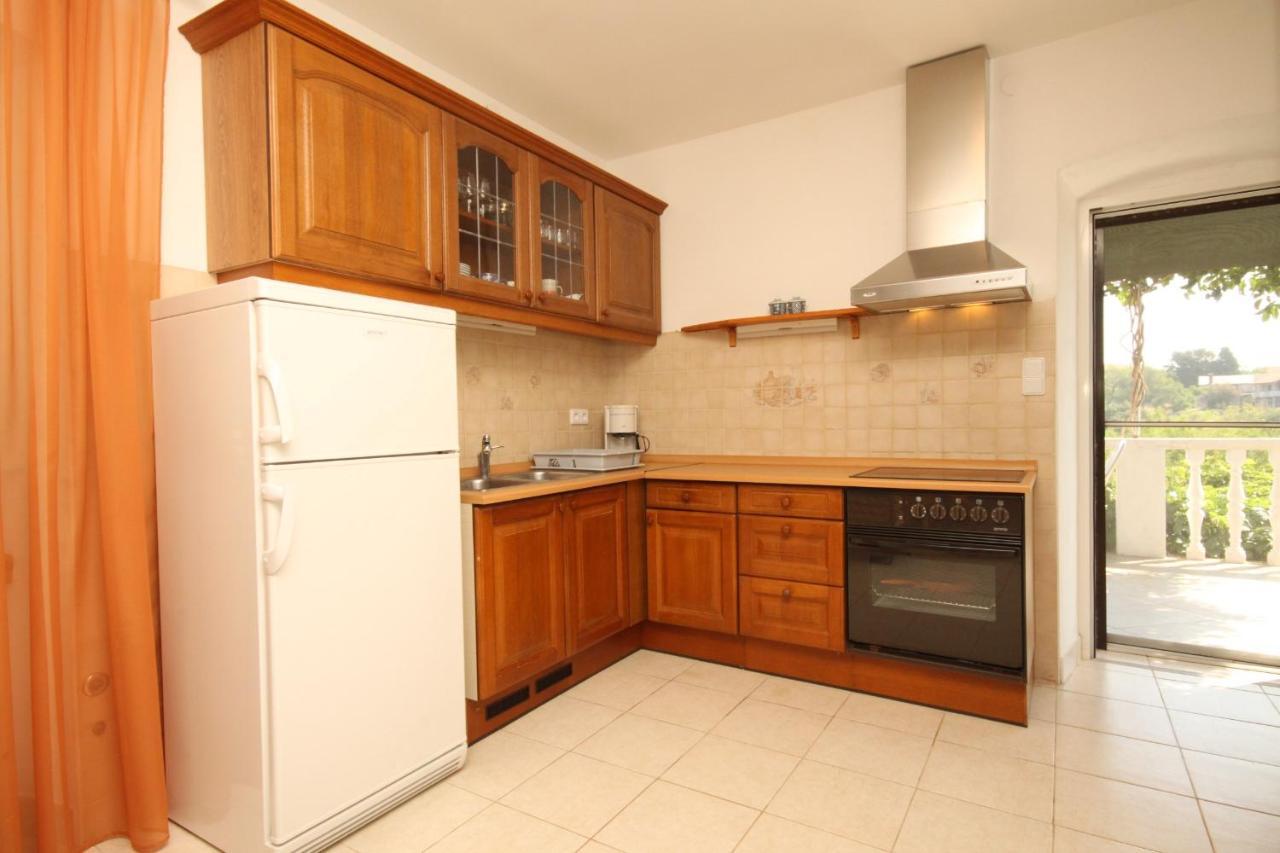 Apartments With A Parking Space Sali, Dugi Otok - 8084 Екстер'єр фото
